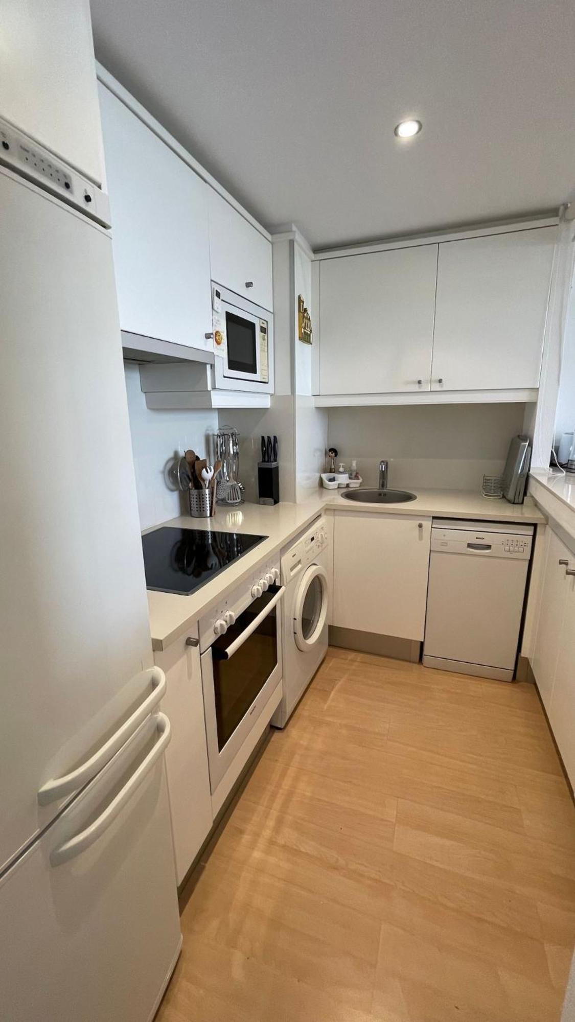 Apartamento Precioso En Complejo De Al Standing Rosas